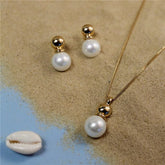 CONJUNTO PÉROLA SHELL BRANCA REDONDA PEQUENA DOURADO